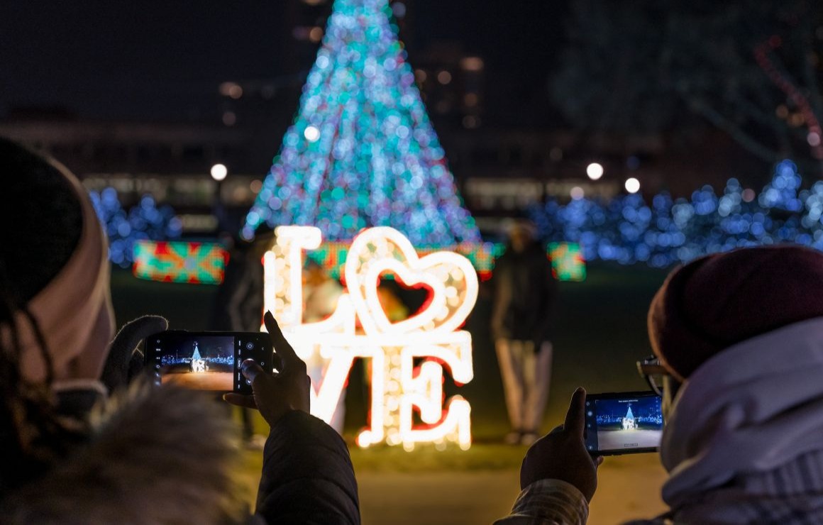 cathedral square park holidays love sculpture