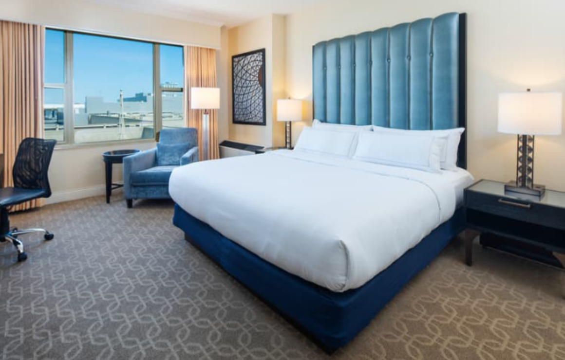 the marc hotel west wisconsin avenue