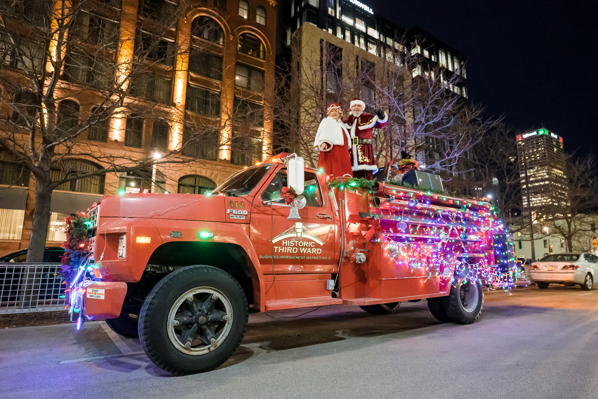 Milwaukee Downtown December Events Holiday Lights Festival