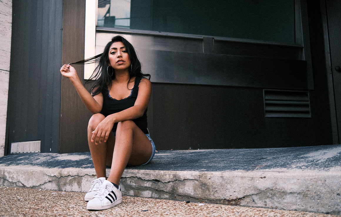 Alyssia Dominguez Tunes@Noon Milwaukee Downtown