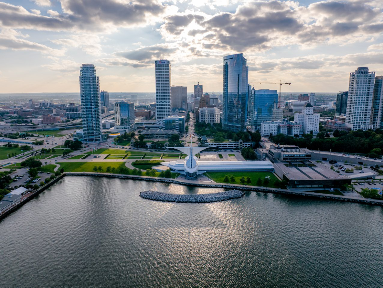 Aerial shot of the Art Museum in Milwaukee.