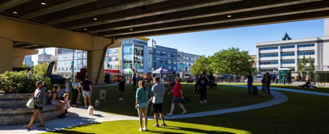 downtown milwaukee dog park summer opening