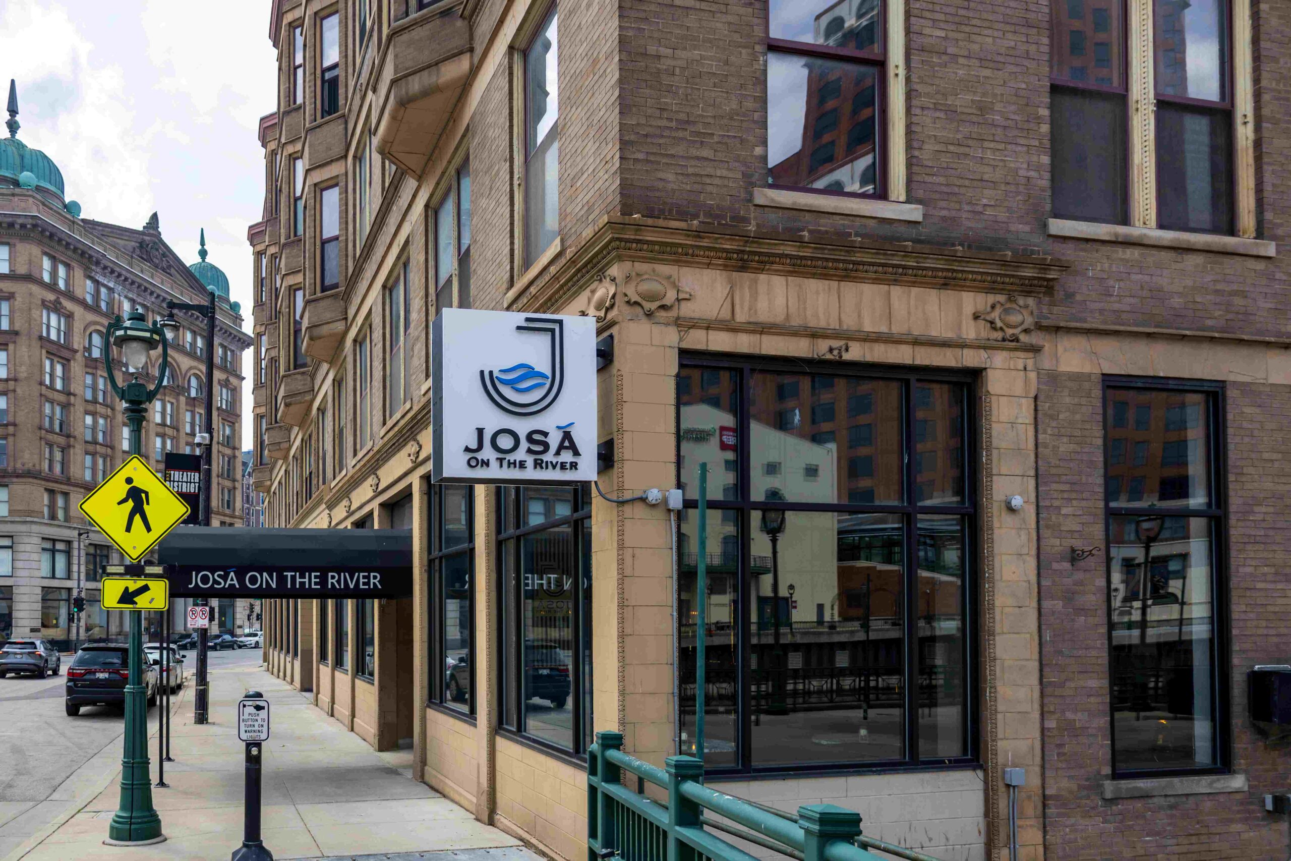 JoSaontheRiver JoSa' on the River
